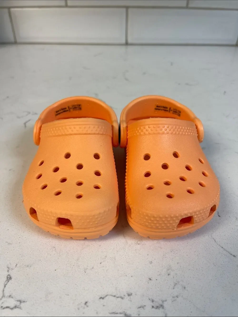 Crocs Toddler Classic Clog Size 5 Peach - Light Orange ? Style # 204536